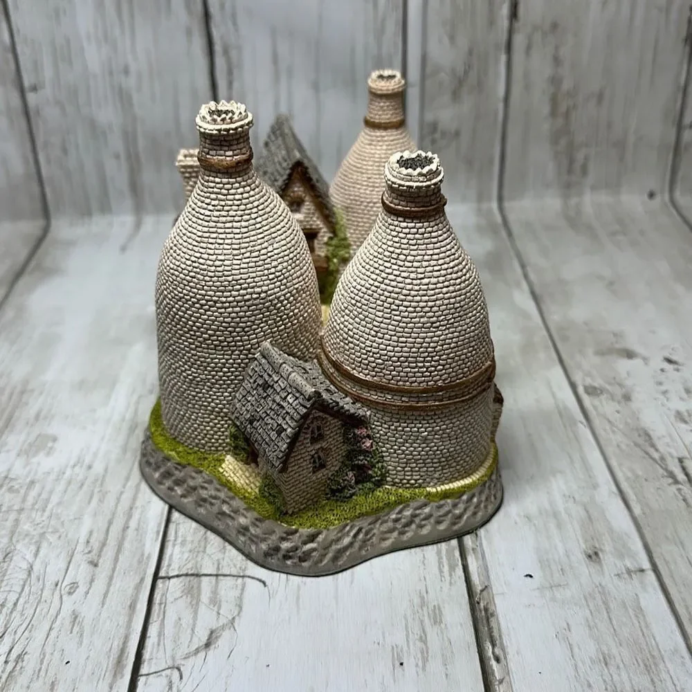 David Winter Cottages‎ The Midlands Collection The Bottle Kilns 1987